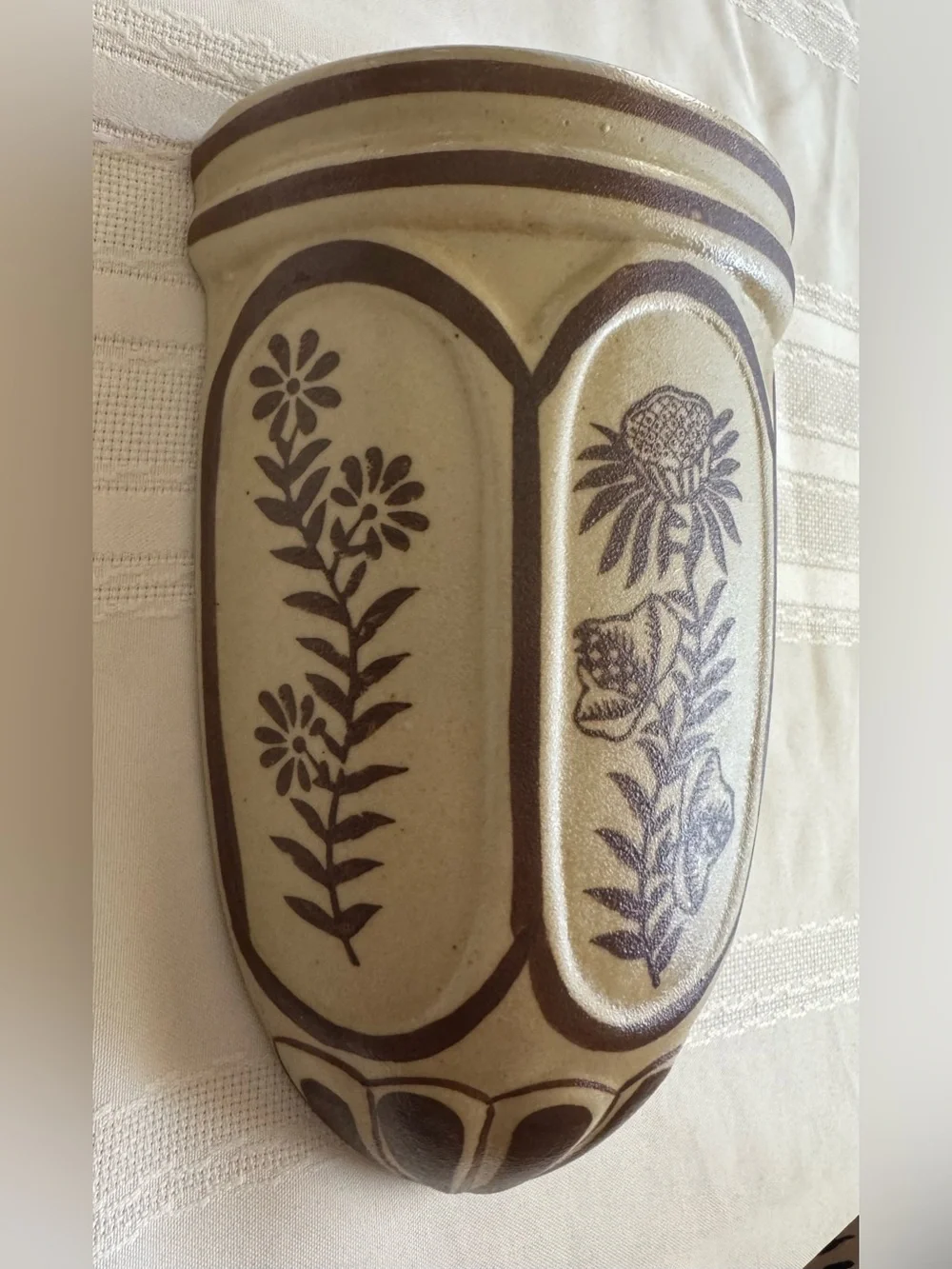 Formalities by Baum Bros Vintage Cream Wall-Mounted Ceramic Wall Pocket 5”x8”